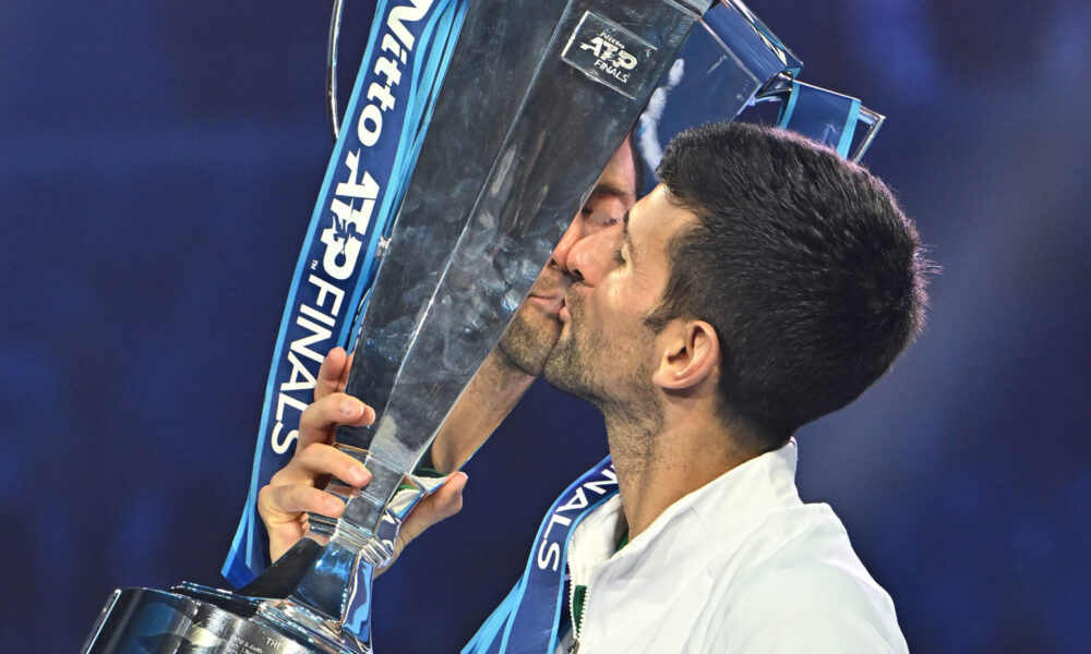 Novak Djokovic trionfa agli ATP Finals di Torino (© ANSA)