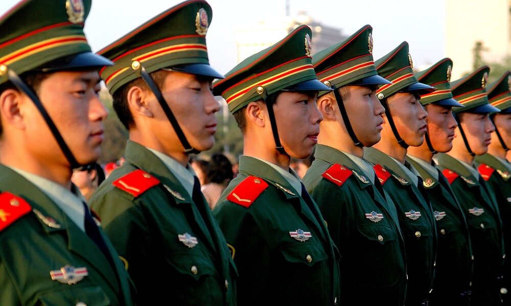 Militari cinesi (© Depositphotos)
