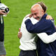 L'abbraccio tra Gianluca Vialli e Roberto Mancini dopo la vittoria agli europei (© ANSA)
