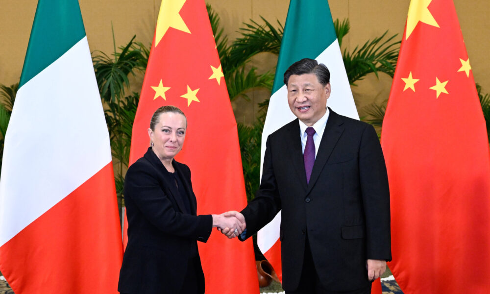 Italia-Cina: Giorgia Meloni con il presidente cinese, Xi Jinping