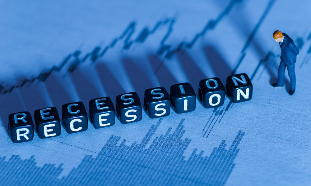 Recessione, domanda di credito debole e aumento dei tassi preoccupano il futuro economico