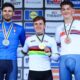 Il podio mondiale: Filippo Ganna (2°), Remco Evenepoel (1°) e Joshua Tarling (3°)