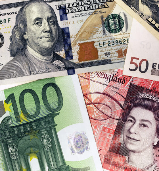 Miscela di banconote in valute differenti (Depositphotos)