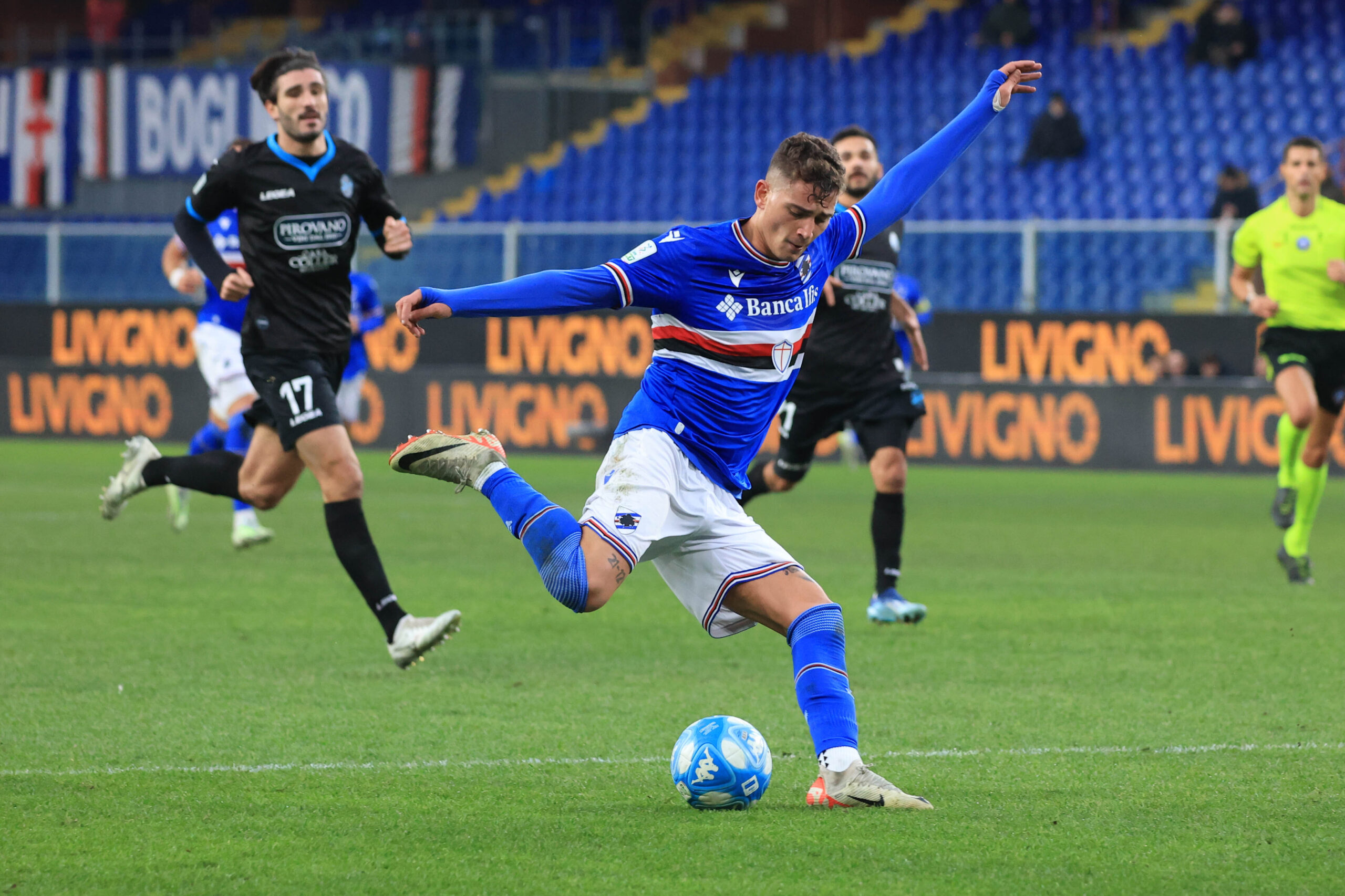 Sebastiano Esposito contro il Lecco - Sampdoria