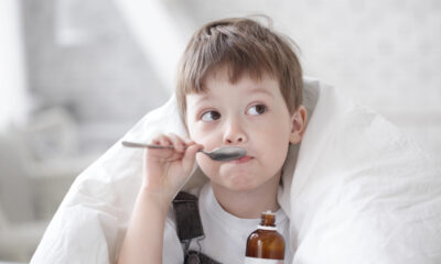 Rimedi naturali: come curare la tosse nei bambini senza ricorrere ai farmaci