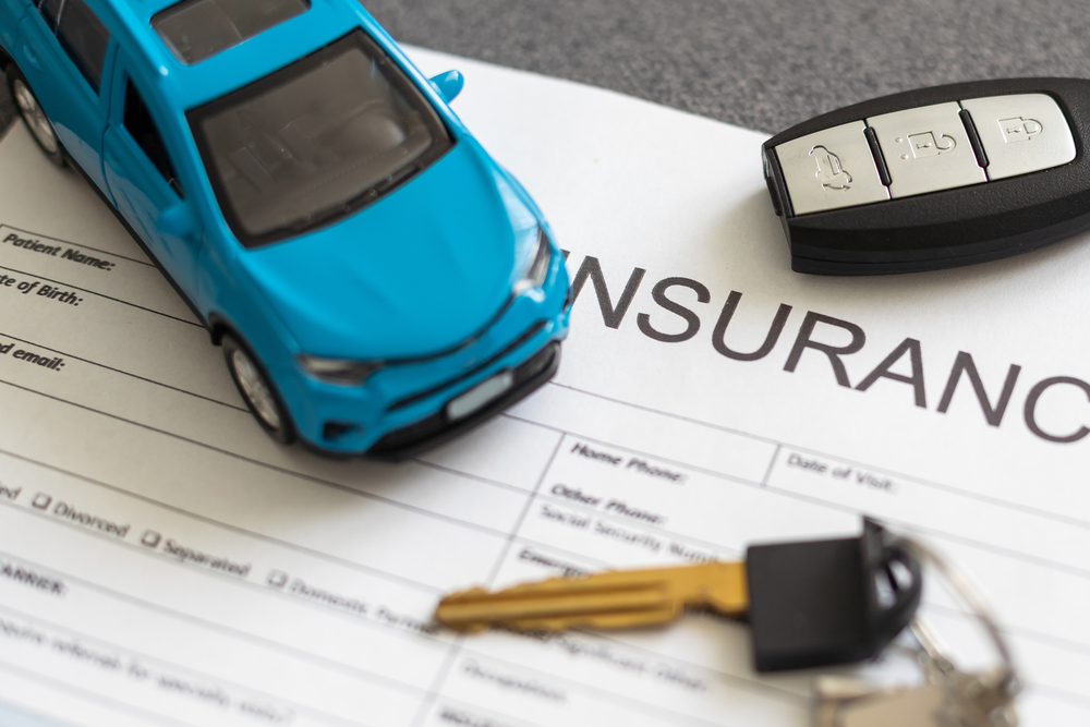 Assicurazione auto: il divario tra garanzie opzionali e RC obbligatoria in Italia