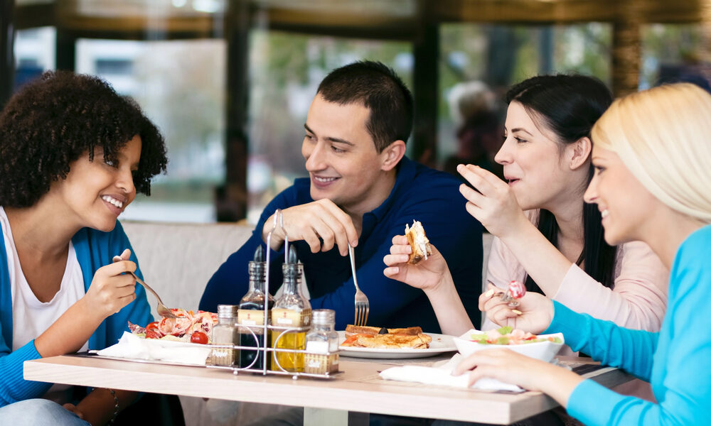 Lavoratori in pausa pranzo