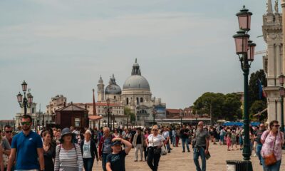 Overtourism e il futuro del turismo sostenibile: una nuova prospettiva