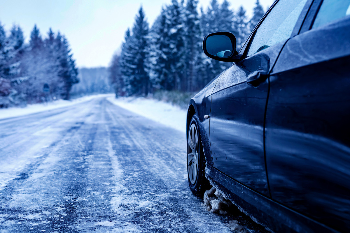 Guida su neve e ghiaccio