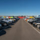 Piazzale con automobili