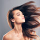 Ragazza con bei capelli