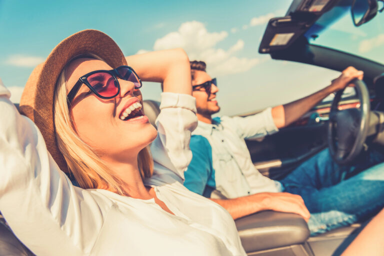 Estate 2025, italiani in auto verso il Sud: libertà e musica protagonisti
