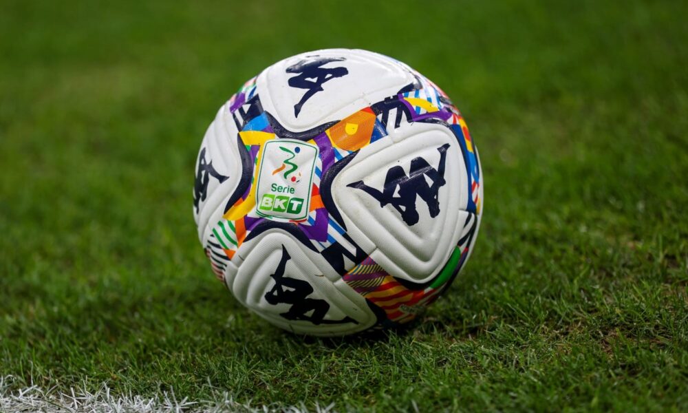 Pallone Serie B (© IPA agency)