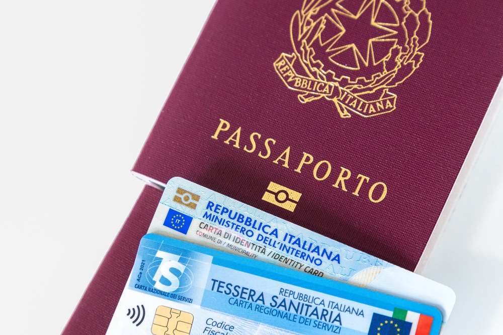 Passaporto e tessera sanitaria
